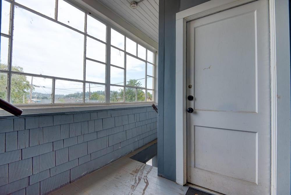 #Stayinmydistrict Heritage House Apt Coos Bay Exterior photo